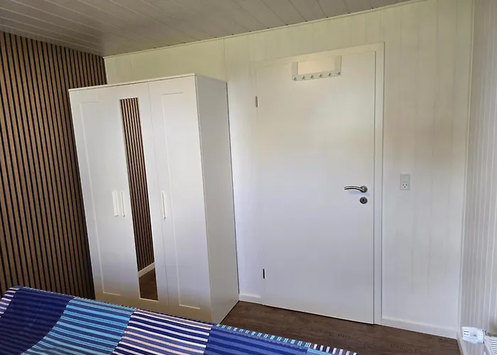 Sandra Naehe Romo In *